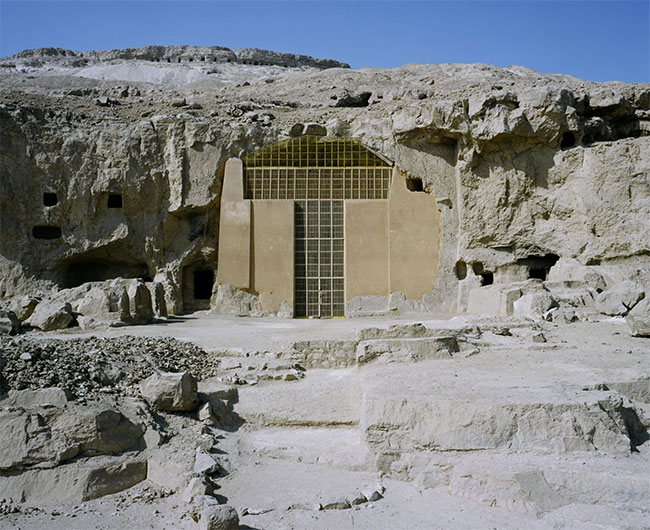 The burial chamber of Edi was found during excavations at her father's tomb