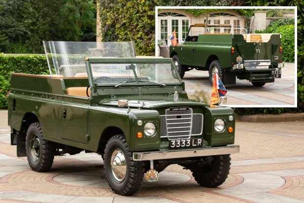 a green land rover with license plate 33 33 lr