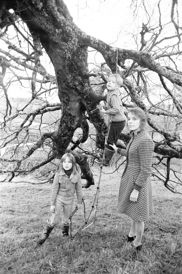 Lady Lucan with her children Frances and George