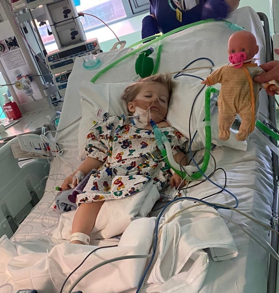 Chloe in hospital after falling into a coma due to Haemolytic Uraemic Syndrome