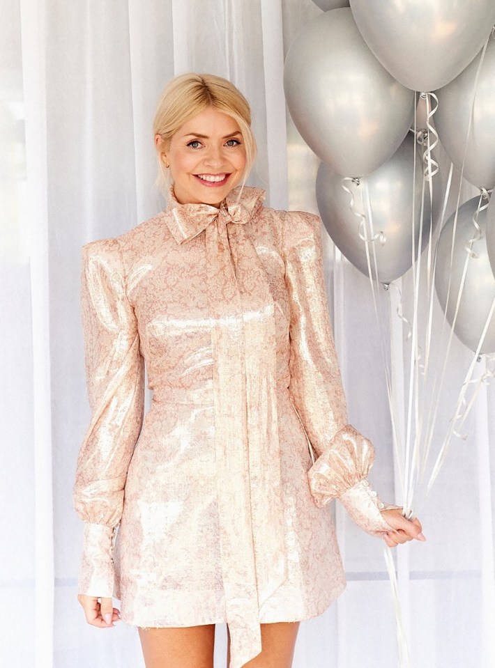 Holly Willoughby is helping you recreate that special smell of Christmas