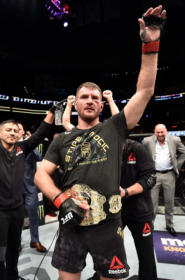 Jones makes his maiden defence of the 265lbs belt against former champ Stipe Miocic