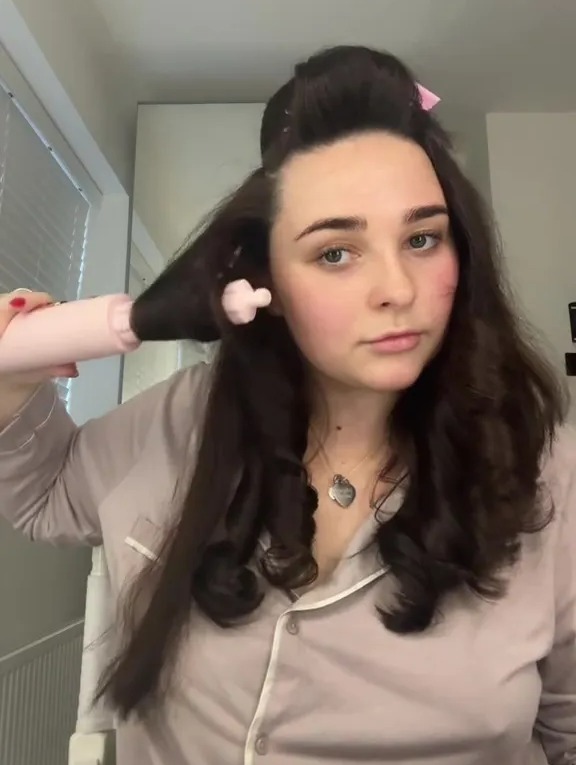 A beauty fan has revealed that after splashing out on the Dyson Airwrap, she tried B&M's affordable dupe to compare the hair gadgets