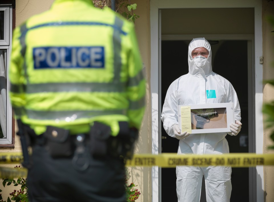 An elite group of specialists are brought in to clean up after brutal crime scenes in a new Channel 4 documentary