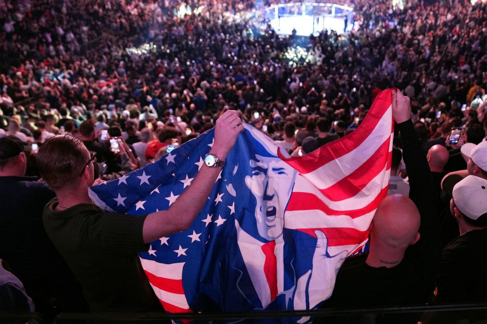 Fans welcomed trump to Madison Square Garden with a standing ovation