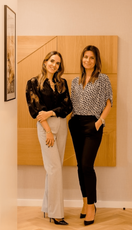 Maria and Raquel run interior design company Dois Tons together