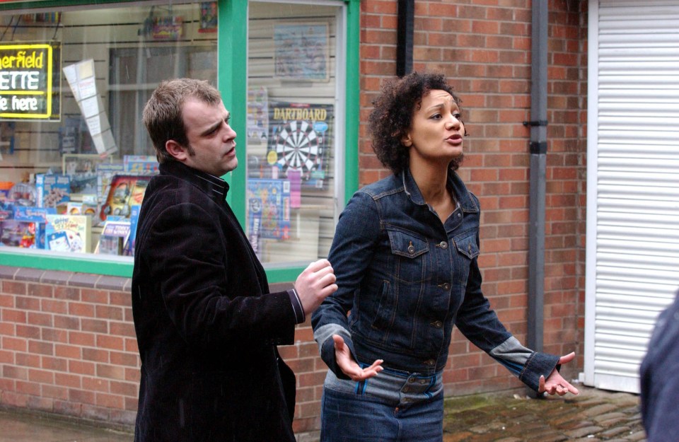 Tupele portrayed the role of loudmouth factory worker Kelly Crabtree on Coronation Street.