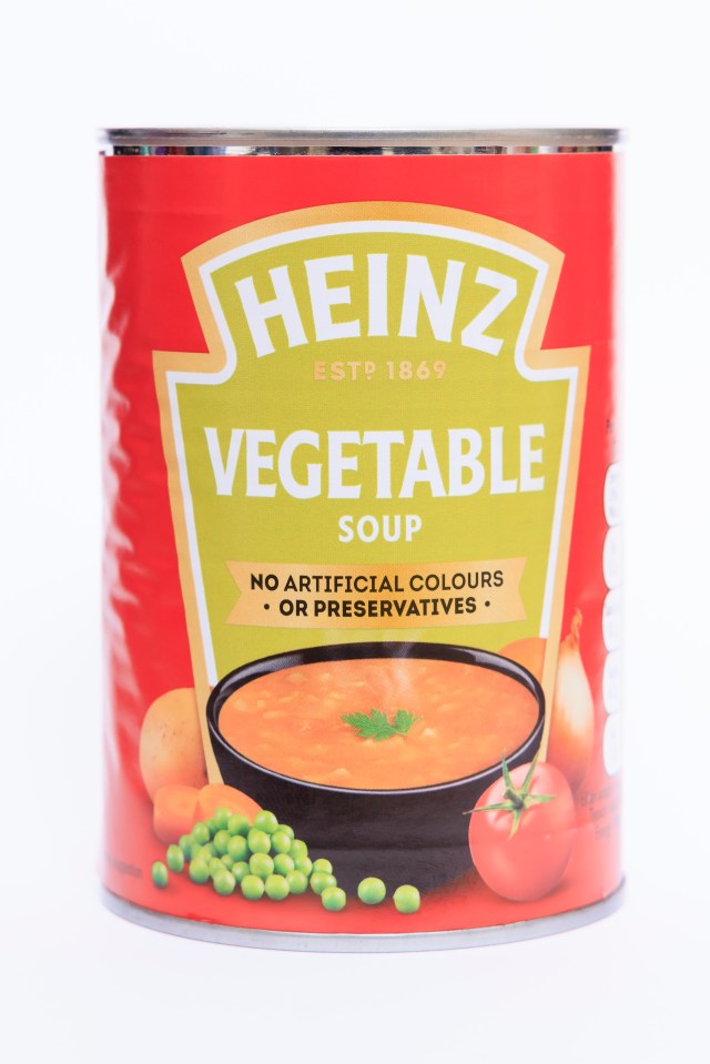 a can of heinz vegetable soup contains no artificial colours or preservatives