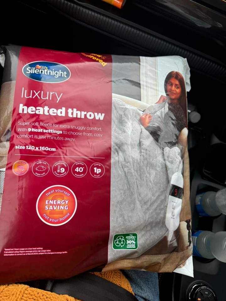 Shoppers are raving over Lidl's £25 throw