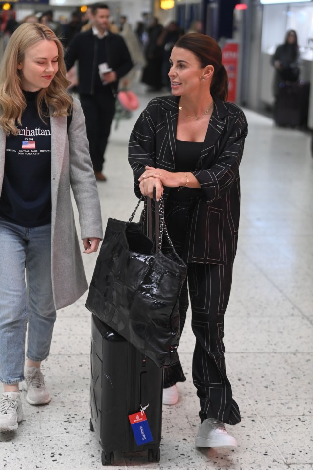 Coleen wore a gold necklace with her children’s names on it as she prepares for the coming weeks