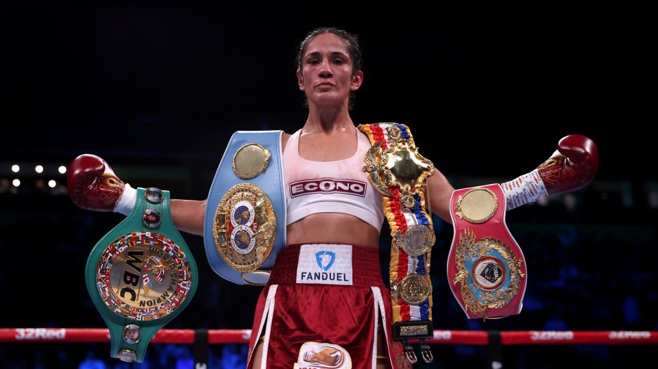 Amanda Serrano is the undisputed featherweight champion