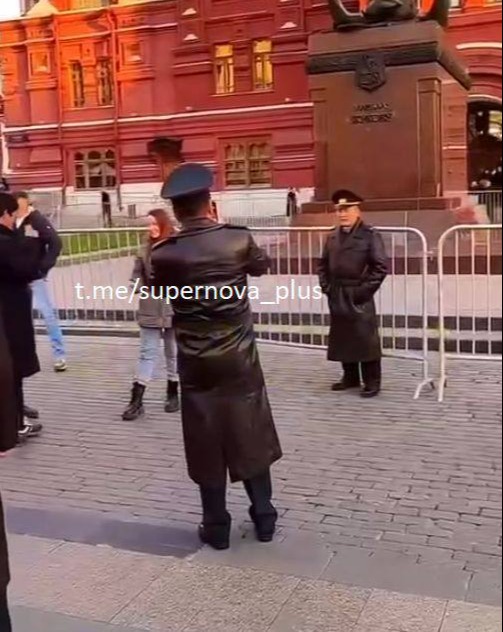 Kim's troops were seen in central Moscow