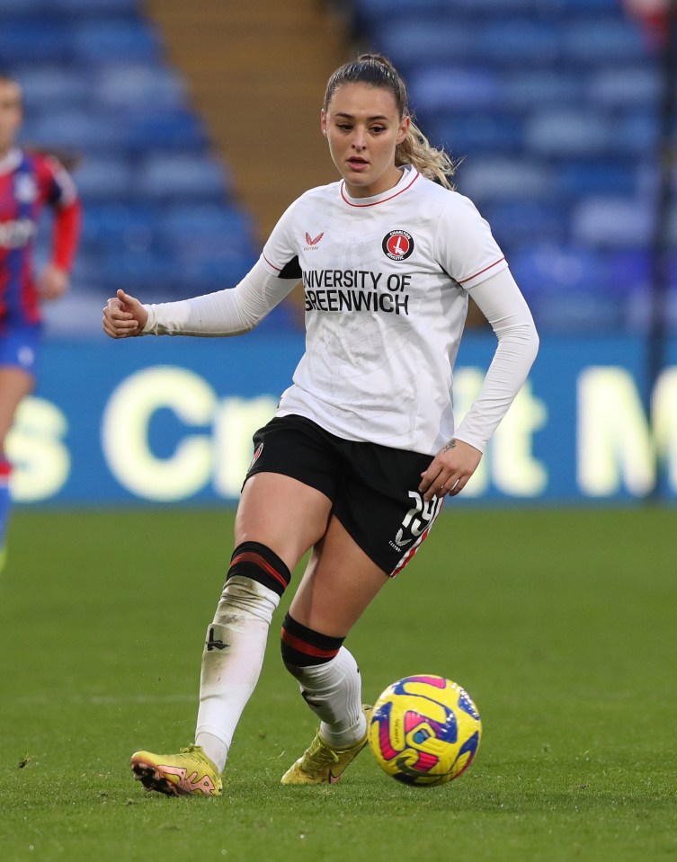 Ella plays for Charlton Athletic