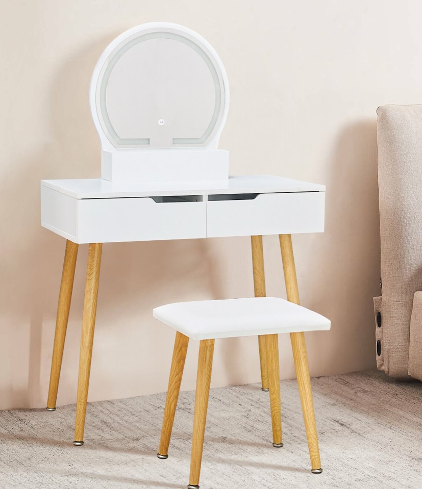 Save £40 on this LED mirror desk and stool