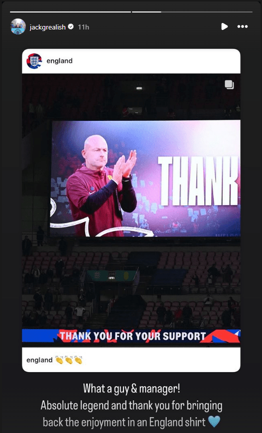 a screen shows a man clapping and says thank you for your support