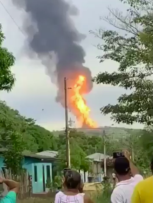 Footage shows the San Jose Mulatos Volcano erupting and bursting into flame