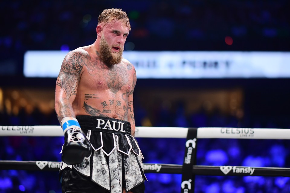 a boxer with the name paul on his shorts