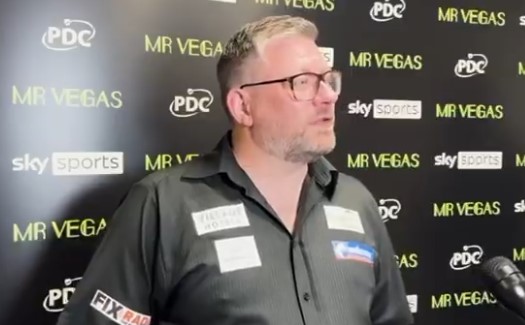 James Wade has aimed a dig at darts commentator Wayne Mardle