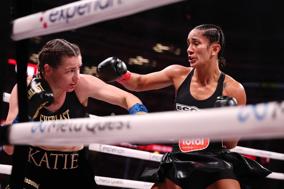 Amanda Serrano put Katie Taylor under an unbelievable amount of pressure