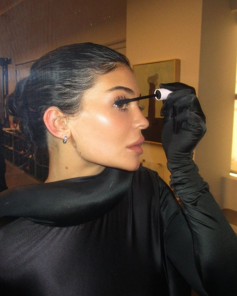 Celebrities like Kylie Jenner have been leading the way on developing 'cut glass' jawlines