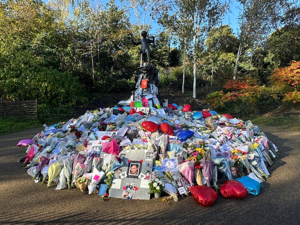 Tributes to Liam in Hyde Park, London