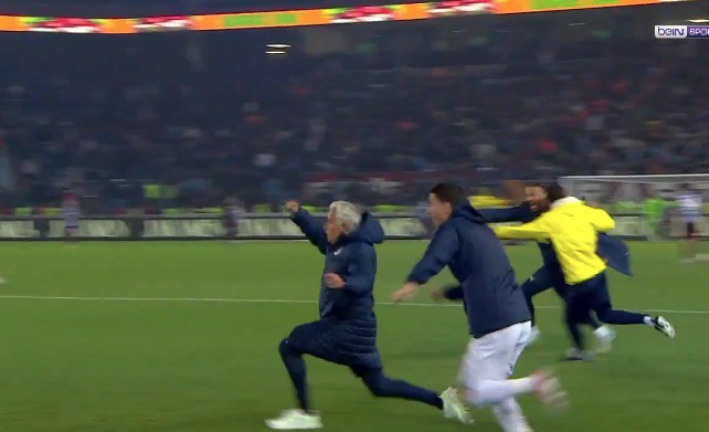 Jose Mourinho went to knee slide in celebration of a late Fenerbahce winner