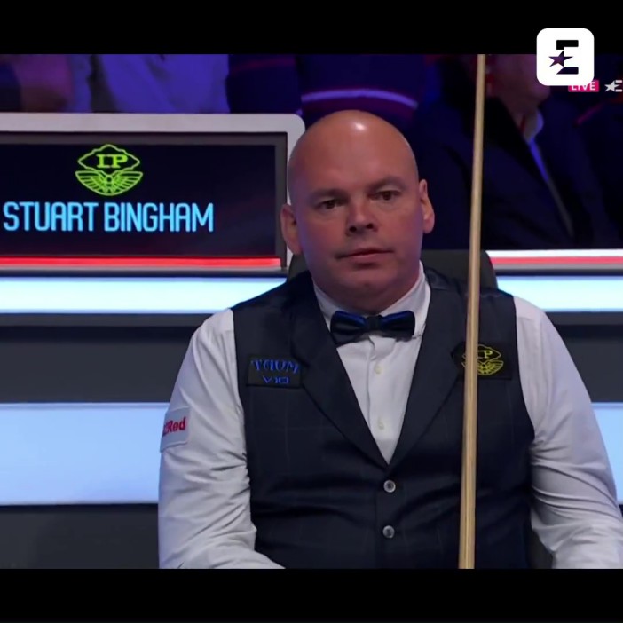 Stuart Bingham fumed after a missed black during his second round exit to Zhang