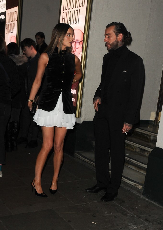 She enjoyed a dinner date with Pete Wicks before heading Down Under