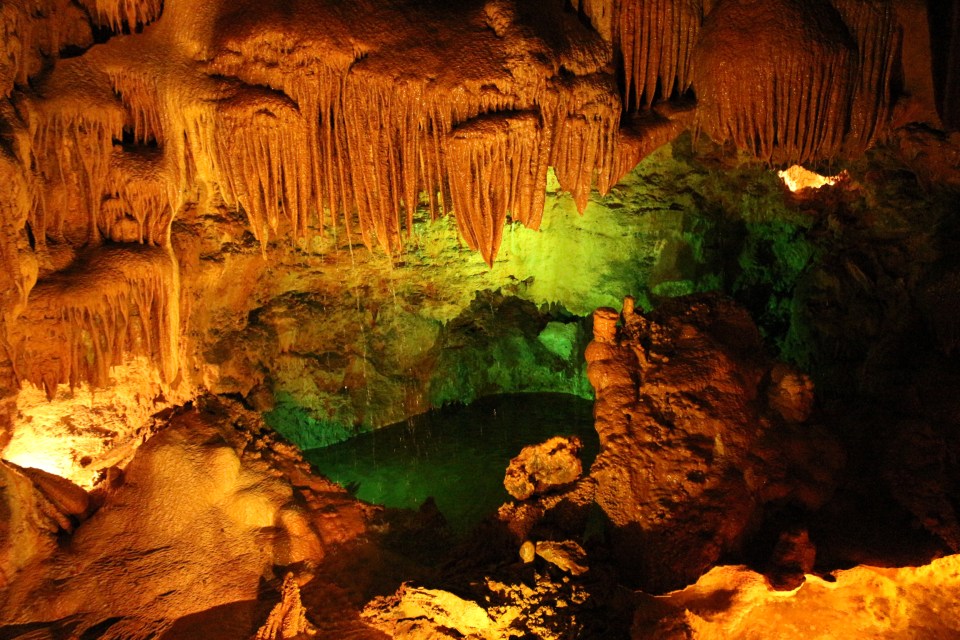 Kids with vivid imaginations will love to explore this hidden world of Grutas de Mira de Aire - a group of subterranean caves