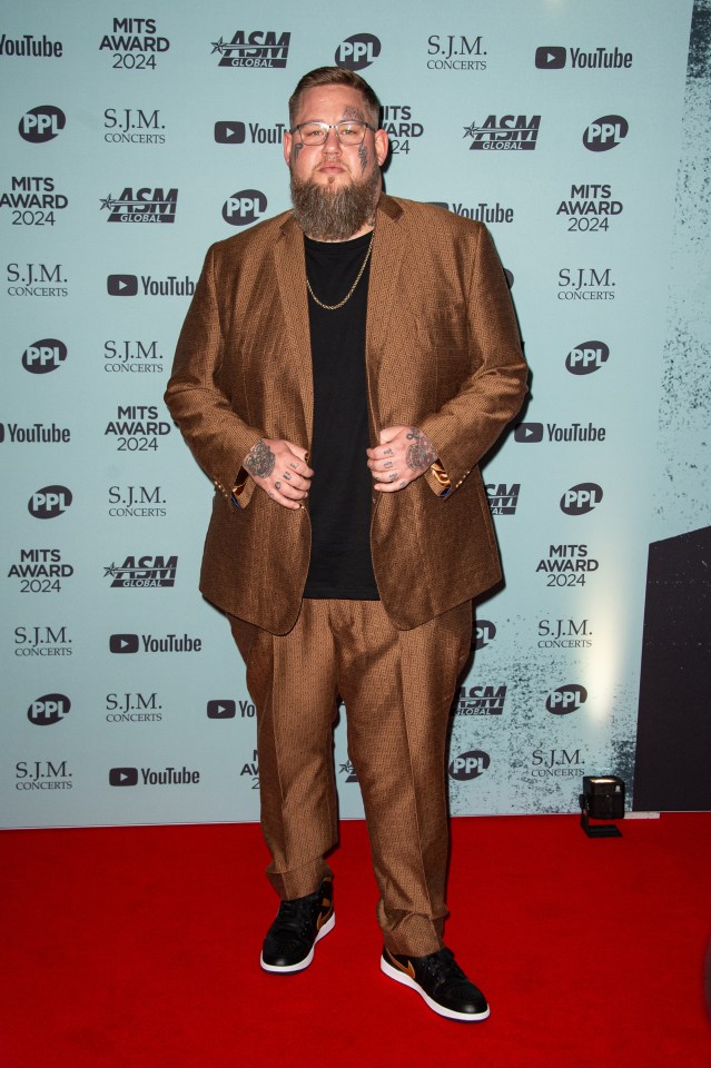 Singer Rag’n’Bone Man was in attendance