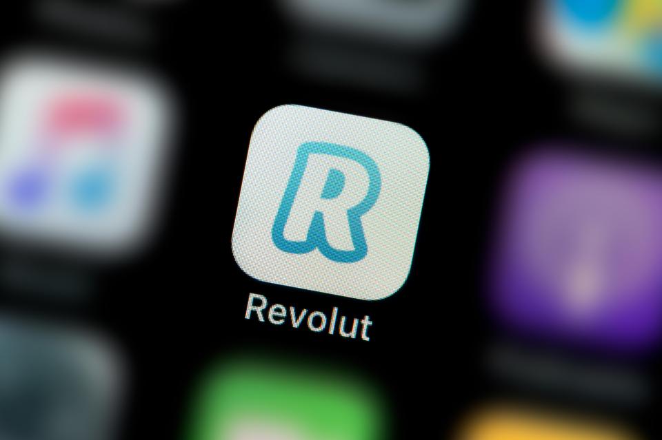 Hundreds of Revolut users are reporting issues with the fintech website