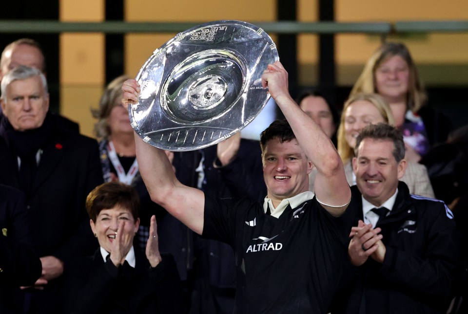 New Zealand retained the Hillary Shield