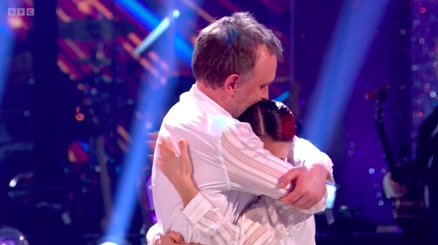 Dianne was heard whispering a message to Chris McCausland after their dance