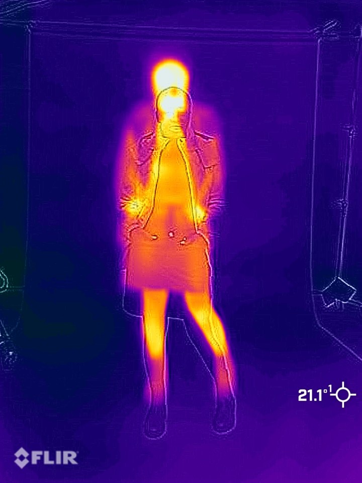 You can see from the thermal image that these thermals do retain some heat