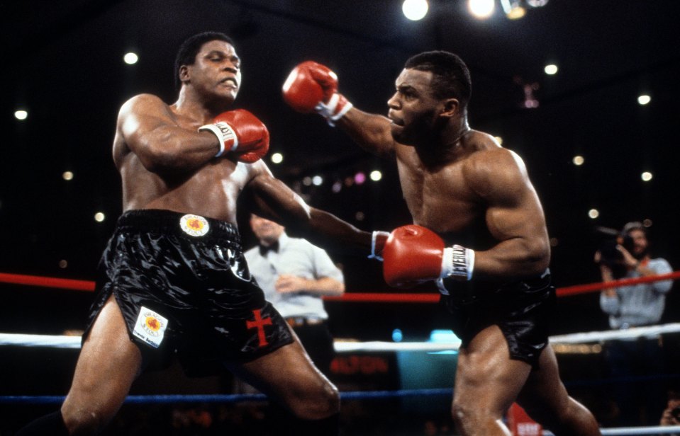 Mike Tyson fought Trevor Berbick while dealing with a gonorrhoea flare-up