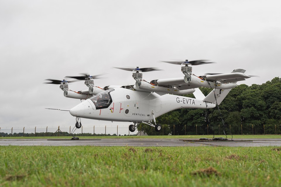 Vertical Aerospace tethered flight, 25 July 2024.</p>
<p>Photo by Adam Gasson / Vertical Aerospace