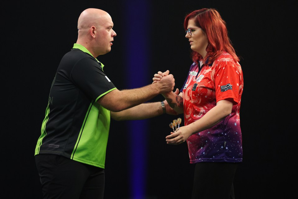 Michael Van Gerwen has defended transgender opponent Noa-Lynn van Leuven after she was booed on her Grand Slam debut