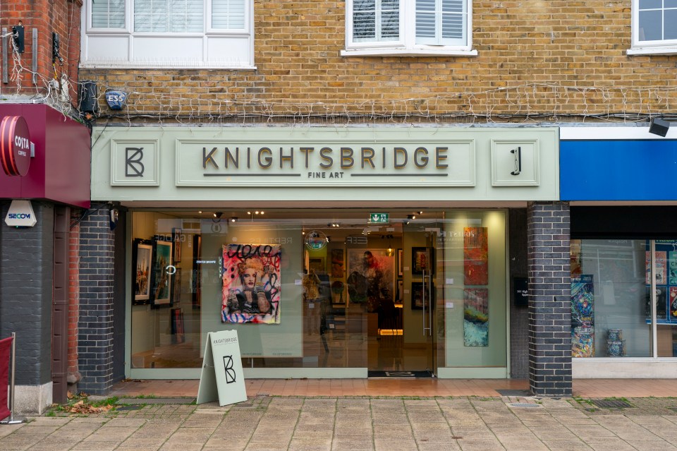 Locals can buy fine art worth thousands on their high street