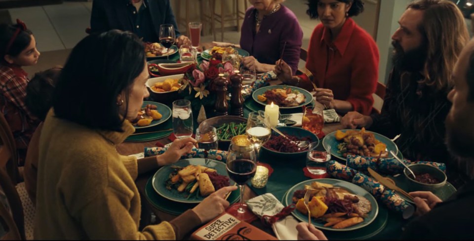 The ad focuses around the mystery theft of a festive pudding