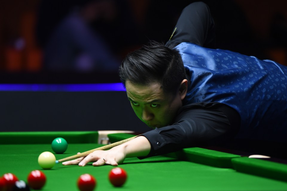 Xiao Guodong mounted a stunning comeback to overcome a 3-0 deficit