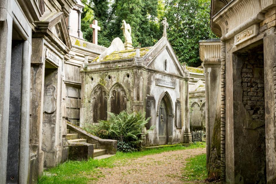 You can also book guided tours of the working cemetery