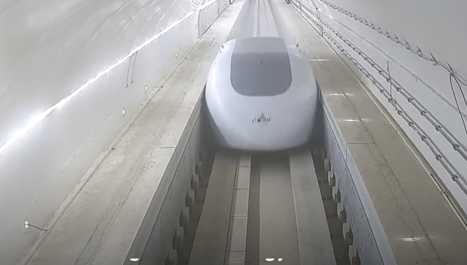 The model will use 5G technology to connect passengers