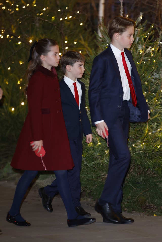 Prince George, Princess Charlotte and Prince Louis arriving