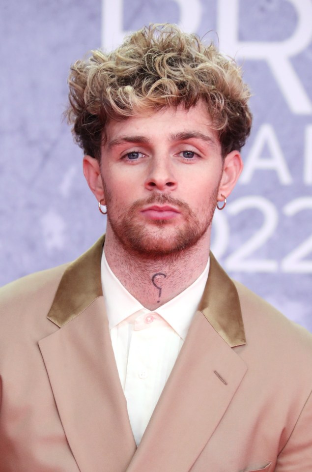 Tom Grennan just had a tattoo to mark his battle for this year’s Christmas No1