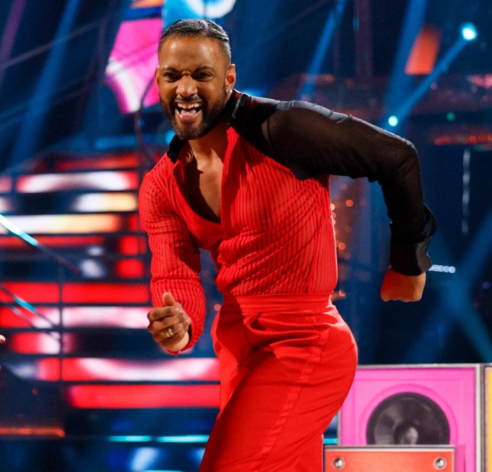 JB Gill HAS had years of professional dance training while in JLS