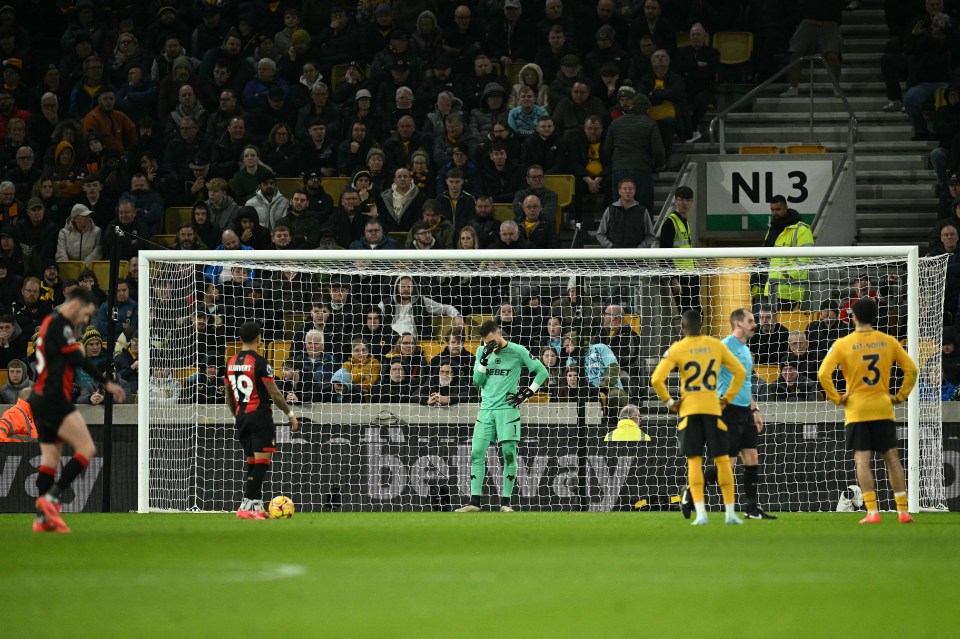 One Wolves fan tried their best to put Justin Kluivert off when the Bournemouth star took his third penalty on Saturday