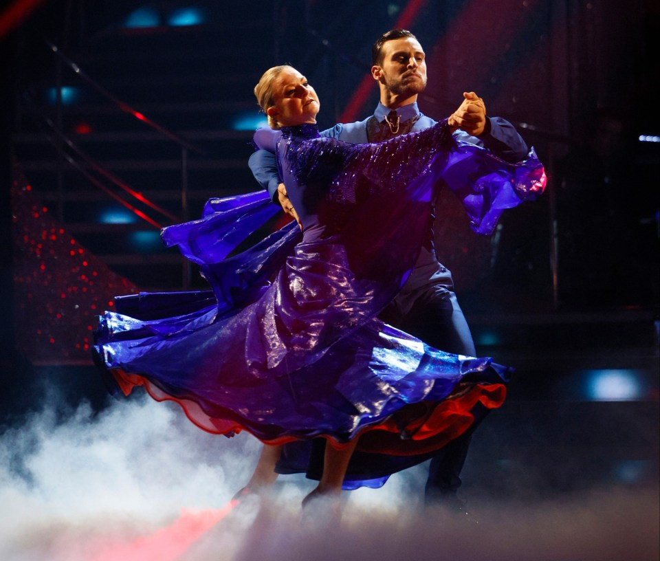 The judges made a number of finicky comments about Sarah's dramatic tango last week