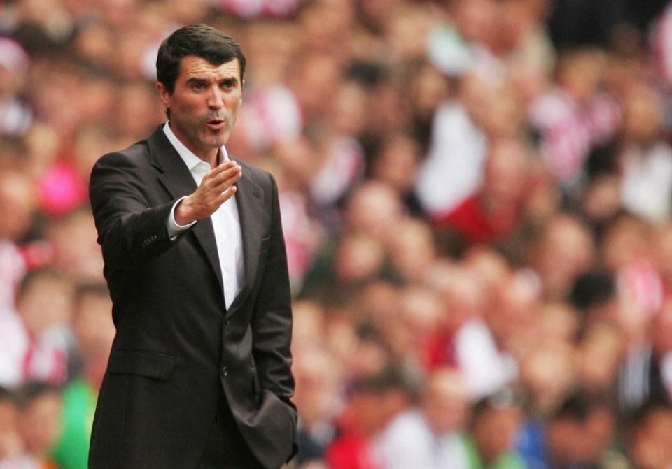 SUNDERLAND, UNITED KINGDOM - MAY 11:  Roy Keane of Sunderland gives out instructions during the Barclays Premier League match between Sunderland and Arsenal at the Stadium of Light on May 11, 2008 in Sunderland, England.  (Photo by Matthew Lewis/Getty Images)