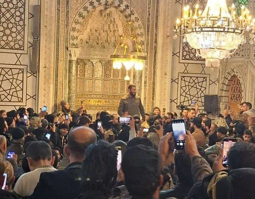 Abu Mohammed al-Jolani spoke in Damascus' Umayyad Mosque following his victory