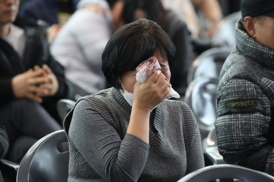 A relative of a victim at Muan International Airport